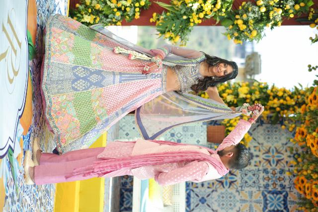 Riya & Prashant - photo 16